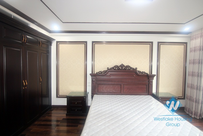 03 bedrooms apartment in the high floor for rent in Tay Ho district.